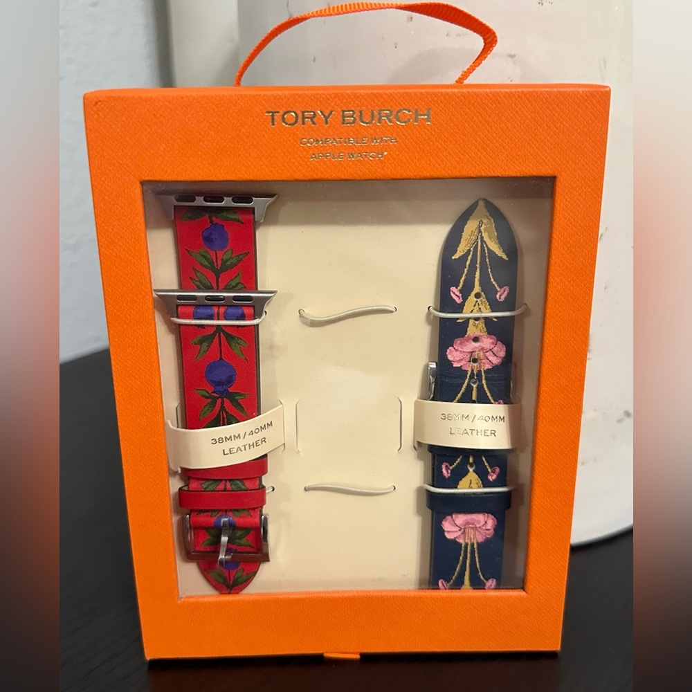 🌸Tory Burch Apple Watch Leather Straps🌸
